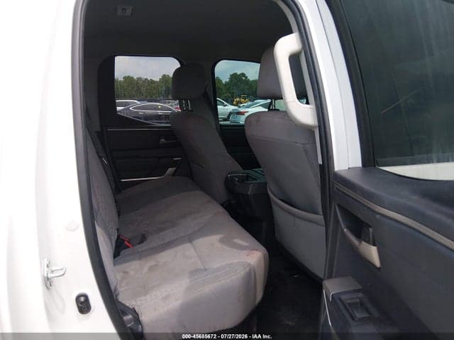 2022 TOYOTA TUNDRA SR5 8