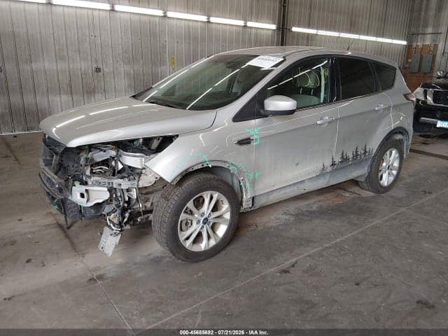 2017 FORD ESCAPE SE 2