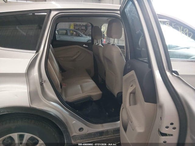 2017 FORD ESCAPE SE 8