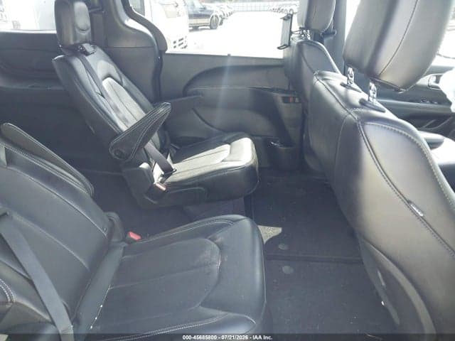 2026 CHRYSLER PACIFICA SELECT 8