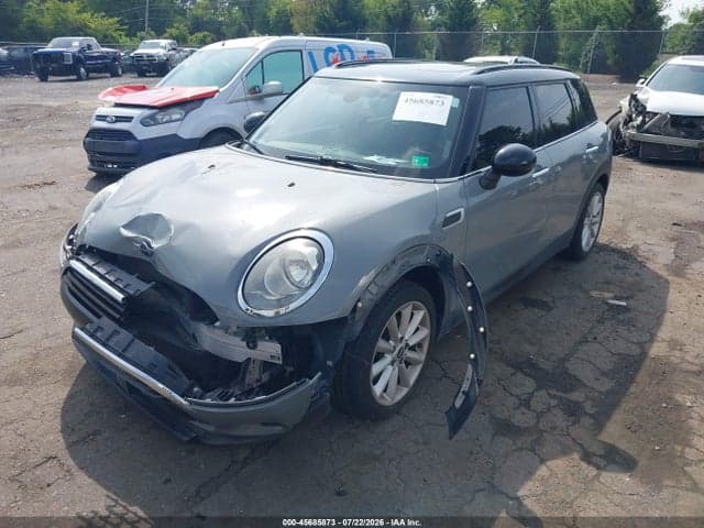 2017 MINI CLUBMAN COOPER 2