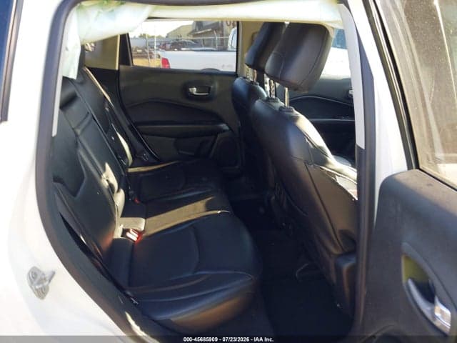 2018 JEEP COMPASS LIMITED 4X4 8