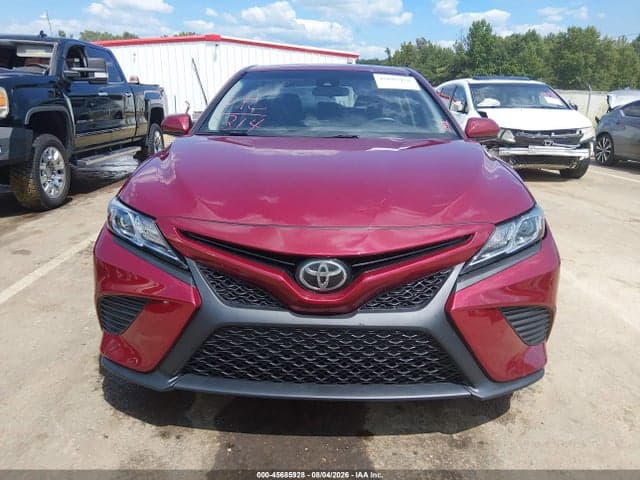 2018 TOYOTA CAMRY SE 13