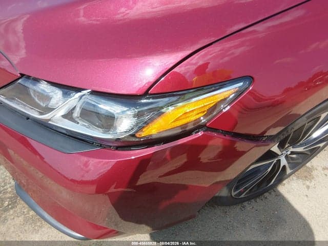 2018 TOYOTA CAMRY SE 20