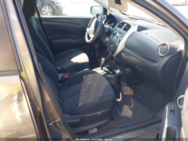 2017 NISSAN VERSA 1.6 SV 5