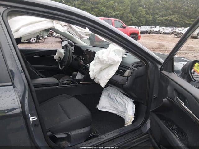 2026 TOYOTA CAMRY LE 5