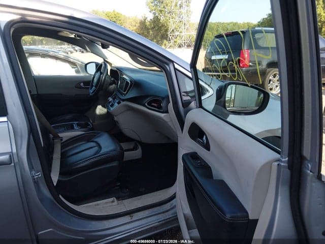 2020 CHRYSLER VOYAGER LXI 5