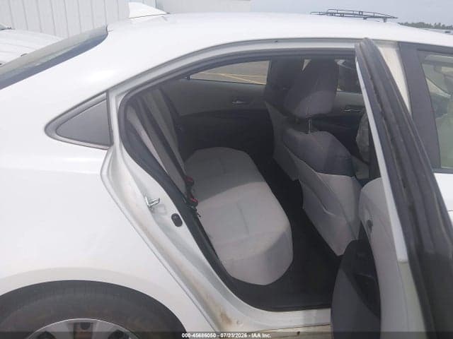 2020 TOYOTA COROLLA LE 8