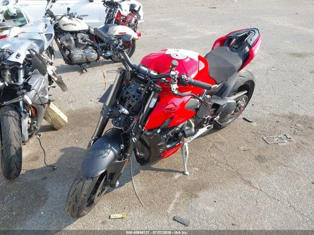 2024 DUCATI STREETFIGHTER V4/V4S 2