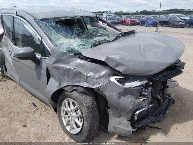 2023 CHRYSLER PACIFICA TOURING L 6