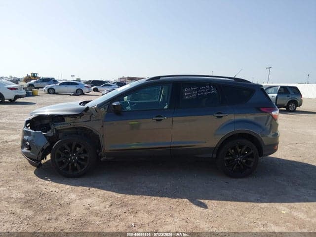 2017 FORD ESCAPE SE 15