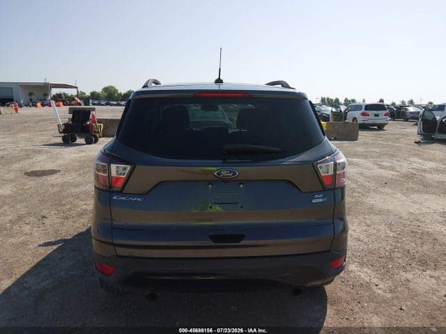 2017 FORD ESCAPE SE 17