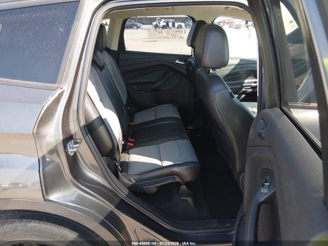2017 FORD ESCAPE SE 8