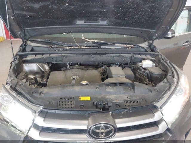 2017 TOYOTA HIGHLANDER XLE 10