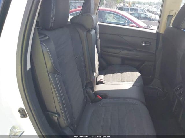 2020 MITSUBISHI OUTLANDER SE 2.4 S-AWC 8