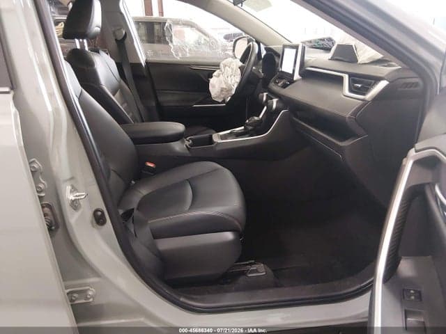 2023 TOYOTA RAV4 HYBRID XLE PREMIUM 5