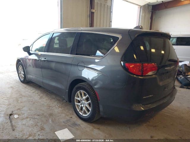 2017 CHRYSLER PACIFICA TOURING 3