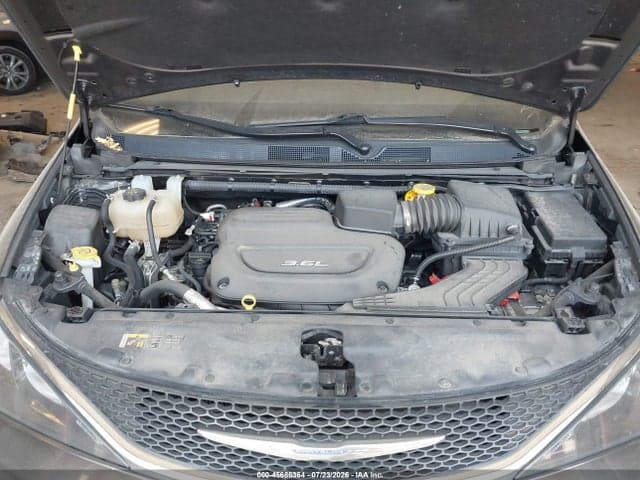 2017 CHRYSLER PACIFICA TOURING 10