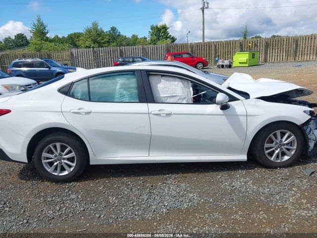 2025 TOYOTA CAMRY LE 13