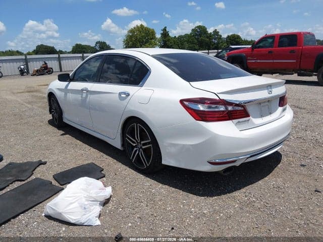 2017 HONDA ACCORD SPORT SE 3