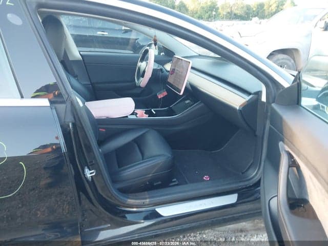 2019 TESLA MODEL 3 LONG RANGE/PERFORMANCE 5