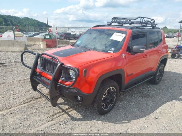 2017 JEEP RENEGADE TRAILHAWK 2
