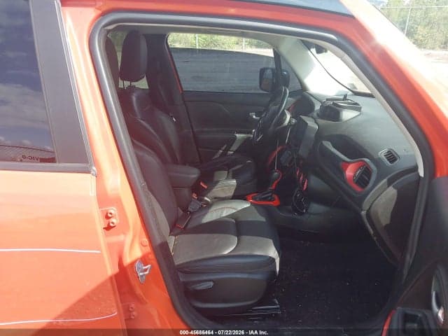 2017 JEEP RENEGADE TRAILHAWK 5