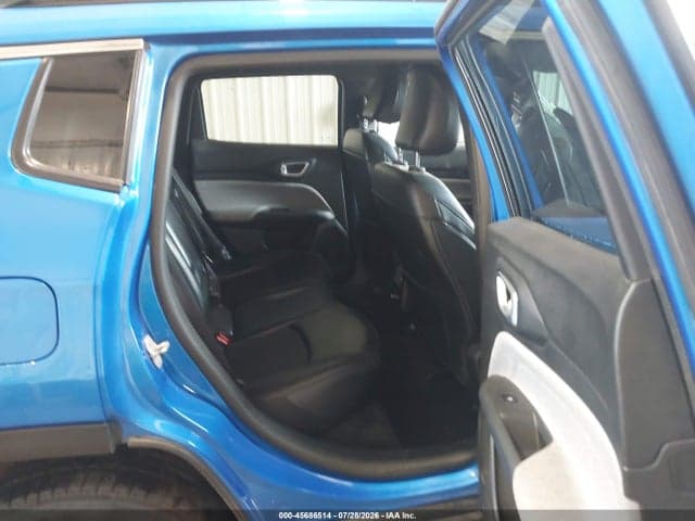 2023 JEEP COMPASS LATITUDE 4X4 8