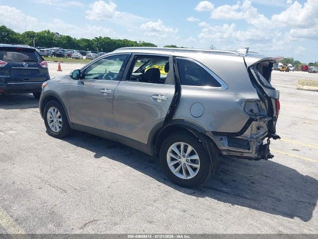 2018 KIA SORENTO 2.4L LX 3