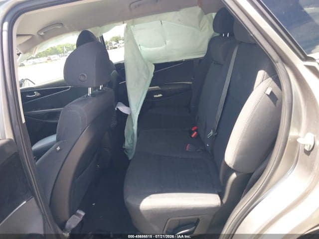 2018 KIA SORENTO 2.4L LX 8