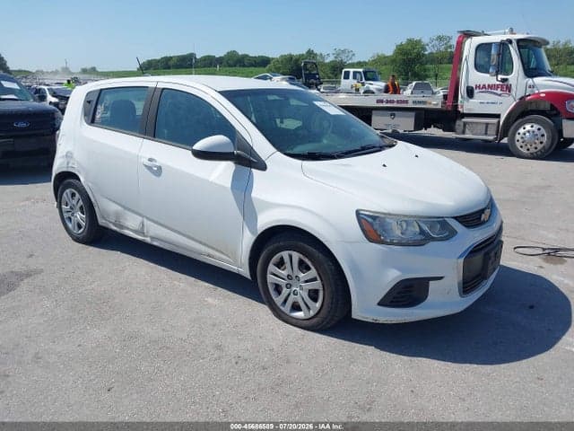 2017 CHEVROLET SONIC LT AUTO 1