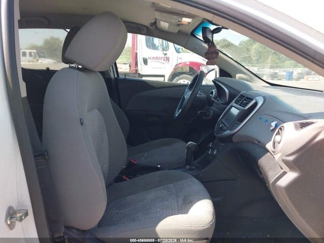 2017 CHEVROLET SONIC LT AUTO 5