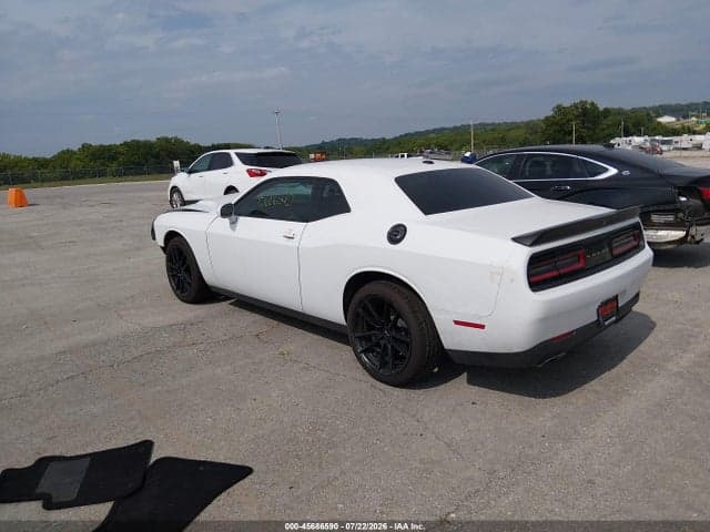 2019 DODGE CHALLENGER SXT 3