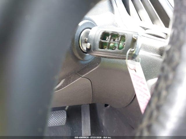 2017 CHEVROLET EQUINOX LT 11