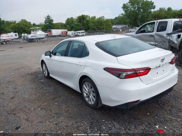 2024 TOYOTA CAMRY LE 3