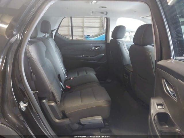 2020 CHEVROLET TRAVERSE FWD LS 8