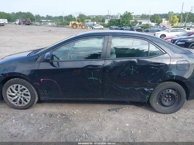 2017 TOYOTA COROLLA LE 6