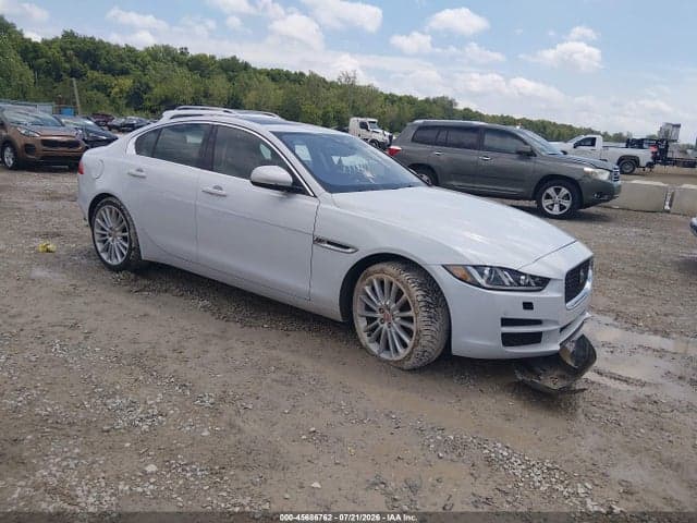 2017 JAGUAR XE 35T FIRST EDITION - 1