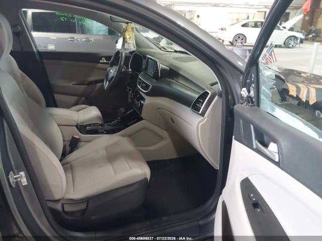 2019 HYUNDAI TUCSON SE 5