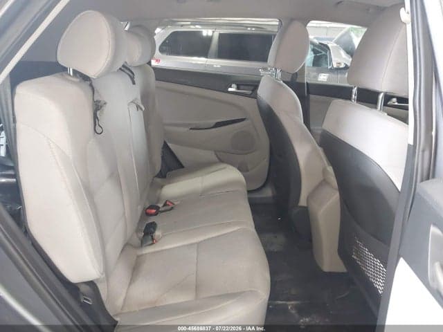 2019 HYUNDAI TUCSON SE 8