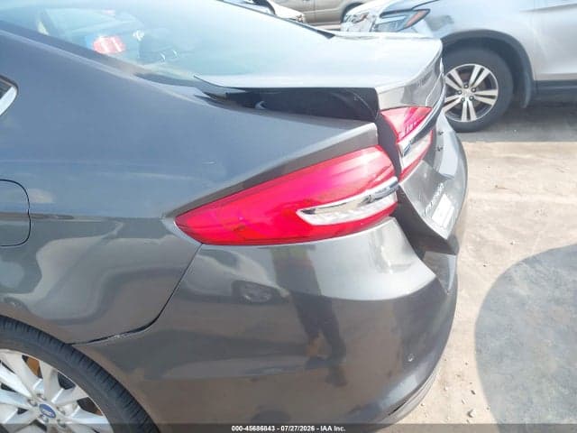 2017 FORD FUSION SE 17