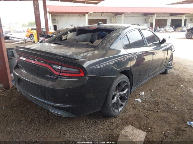 2017 DODGE CHARGER SXT RWD 4