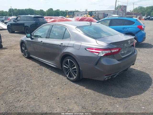 2020 TOYOTA CAMRY XSE AWD 3