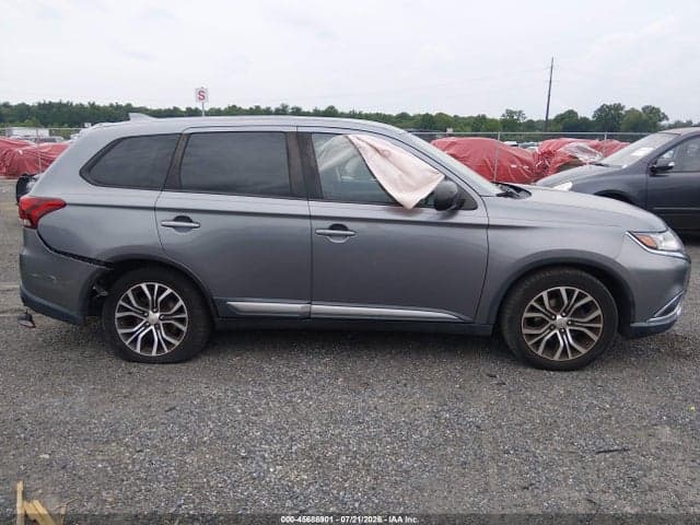 2018 MITSUBISHI OUTLANDER ES 13