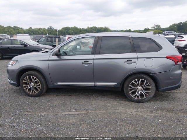 2018 MITSUBISHI OUTLANDER ES 14