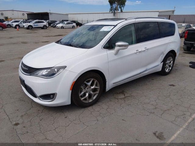 2017 CHRYSLER PACIFICA LIMITED 2