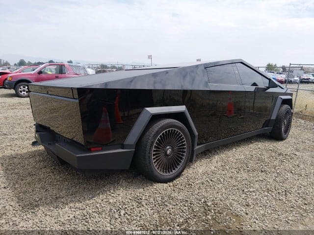 2025 TESLA CYBERTRUCK ALL-WHEEL DRIVE 4