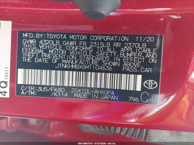 2021 TOYOTA C-HR XLE 9