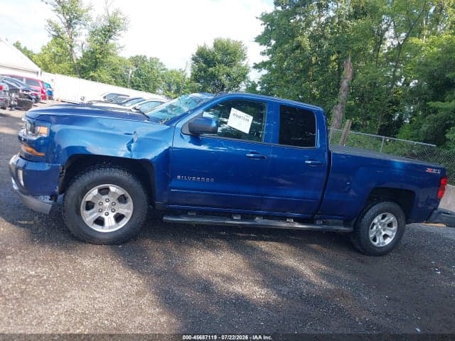 2017 CHEVROLET SILVERADO 1500 2LT 14
