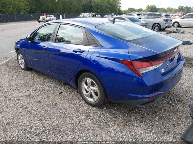2023 HYUNDAI ELANTRA SE 3